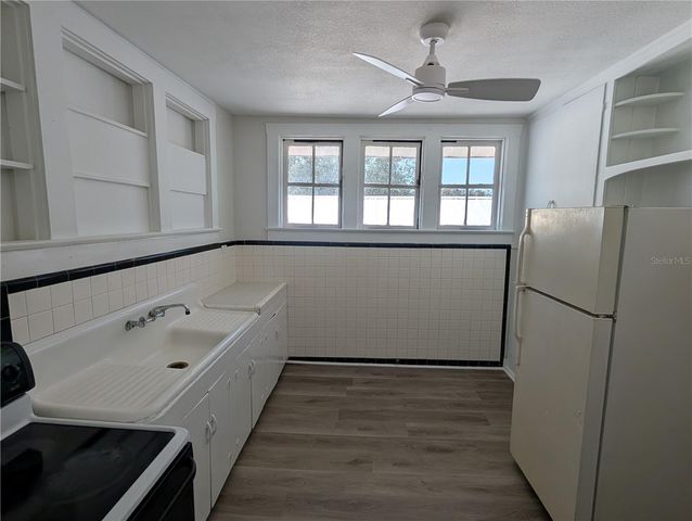 2904 W CHESTNUT STREET 2, Tampa, FL 33607