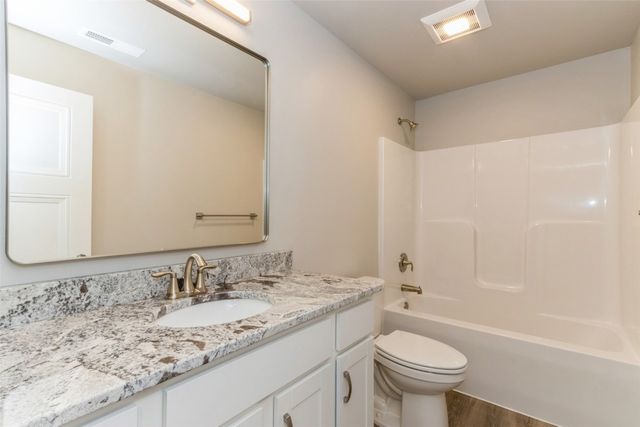 1101 High Ridge Trail, Solon, IA 52333