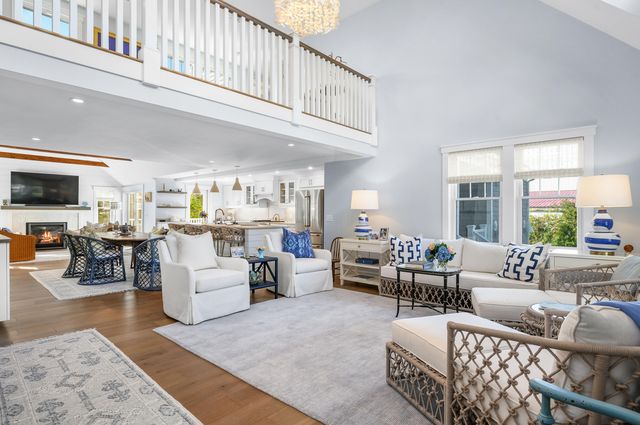 21 Cockachoisett Lane, Osterville, MA 02655
