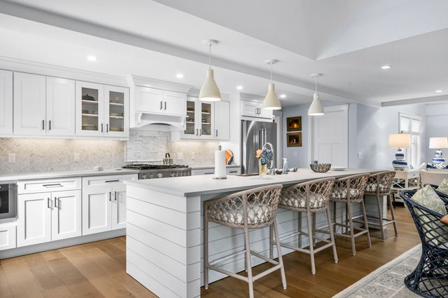 21 Cockachoisett Lane, Osterville, MA 02655