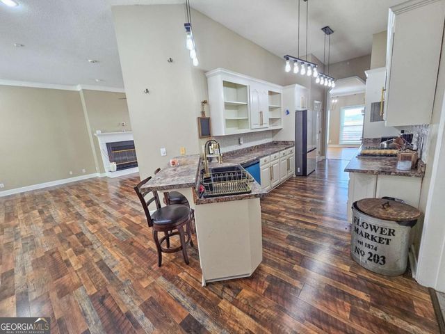 349 Hillridge Cove, Lizella, GA 31052