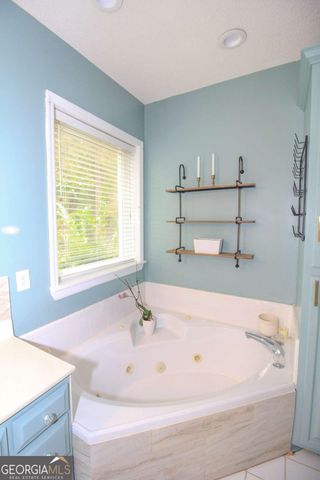 349 Hillridge Cove, Lizella, GA 31052