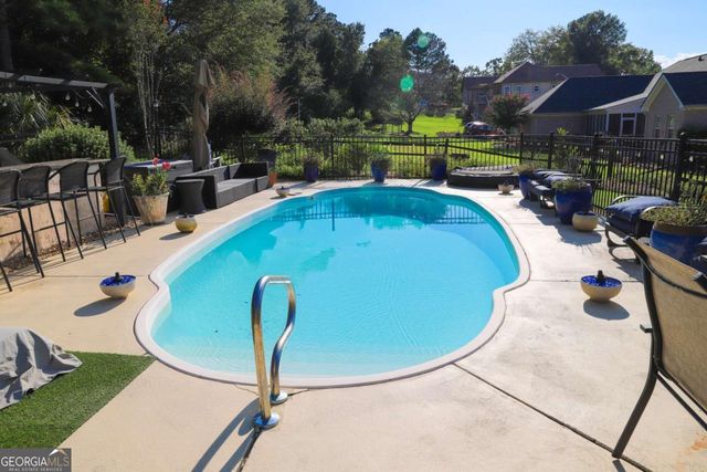 349 Hillridge Cove, Lizella, GA 31052