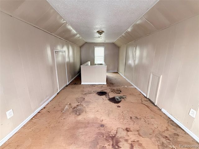 8855 Stout Street, Detroit, MI 48228