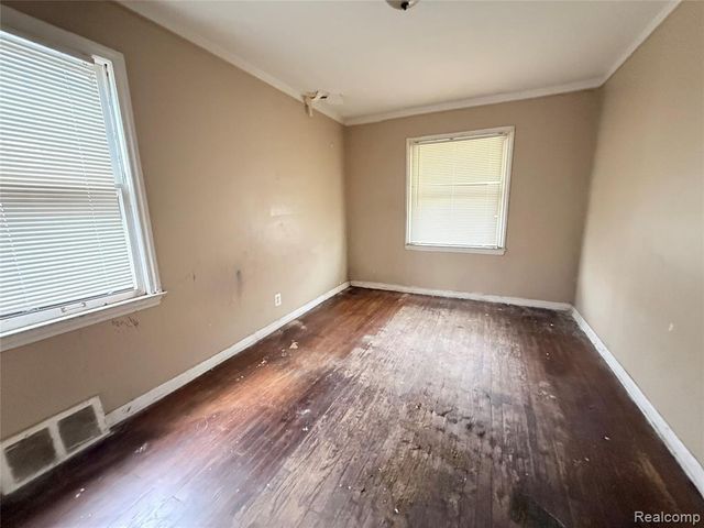 8855 Stout Street, Detroit, MI 48228