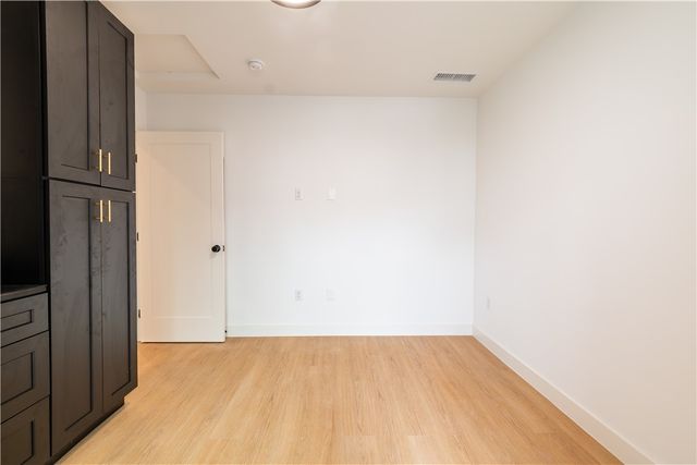 351 S Catalina Street, Los Angeles, CA 90020