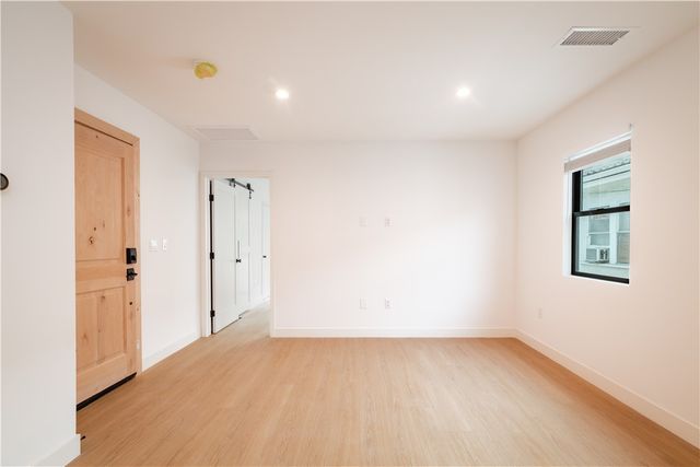 351 S Catalina Street, Los Angeles, CA 90020