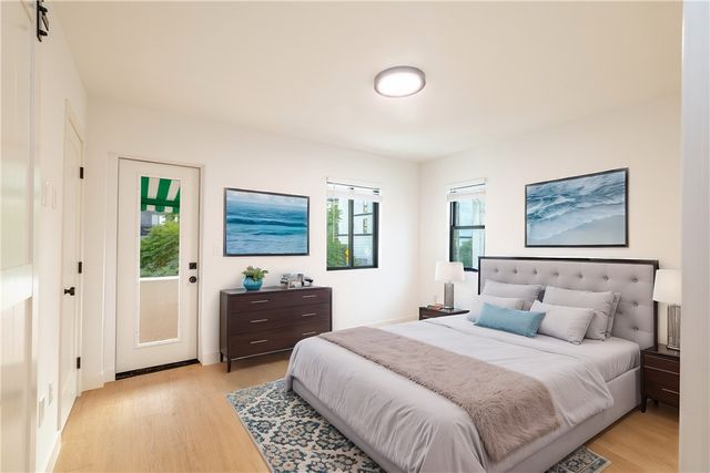 351 S Catalina Street, Los Angeles, CA 90020