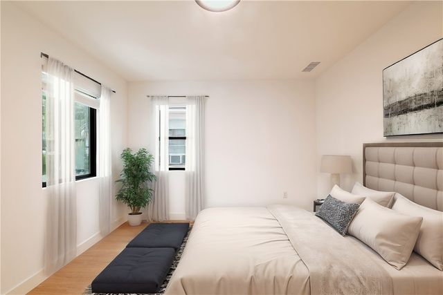 351 S Catalina Street, Los Angeles, CA 90020
