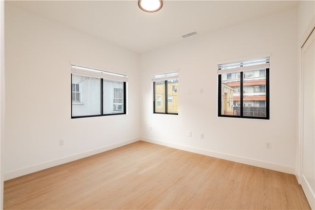 351 S Catalina Street, Los Angeles, CA 90020