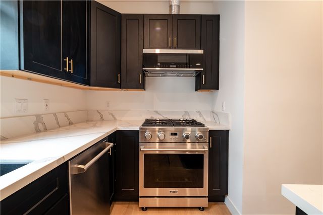 351 S Catalina Street, Los Angeles, CA 90020