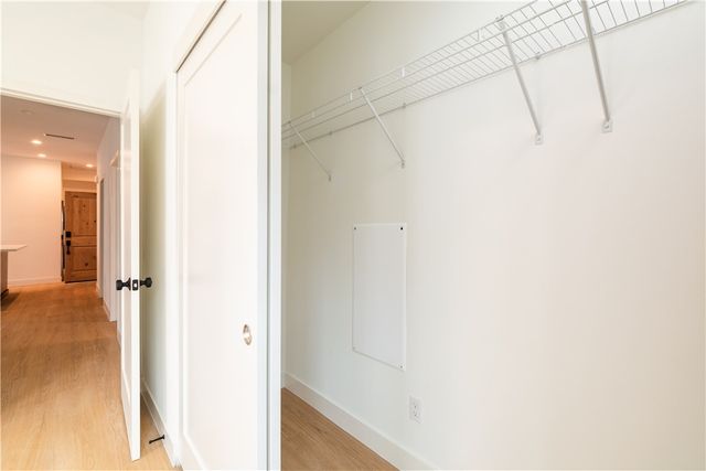 351 S Catalina Street, Los Angeles, CA 90020