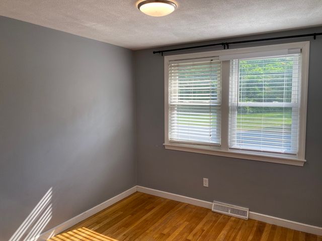 138 Forest St, Needham, MA 02492