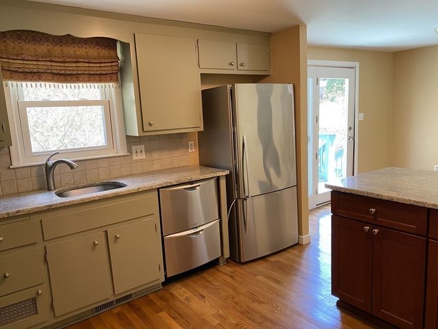 138 Forest St, Needham, MA 02492