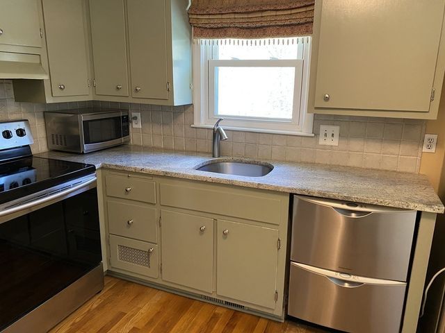 138 Forest St, Needham, MA 02492