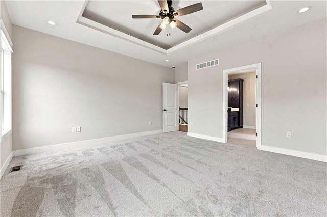 903 Captain Merriman Drive, Freeman, MO 64746