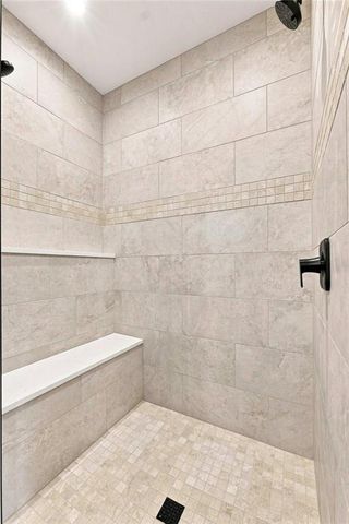 903 Captain Merriman Drive, Freeman, MO 64746