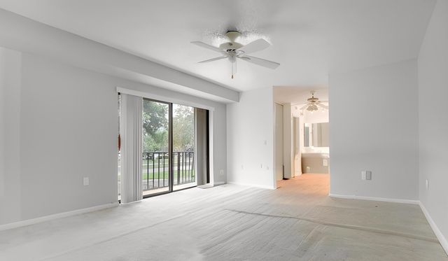 121 1st Lane, Palm Beach Gardens, FL 33418