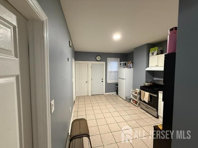 20 Montrose Terrace, Irvington, NJ 07111