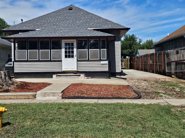 2146 Capitol Avenue, Des Moines, IA 50317
