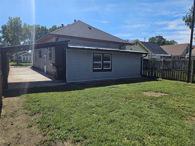 2146 Capitol Avenue, Des Moines, IA 50317