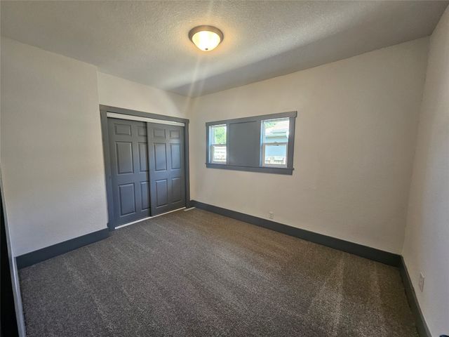 2146 Capitol Avenue, Des Moines, IA 50317