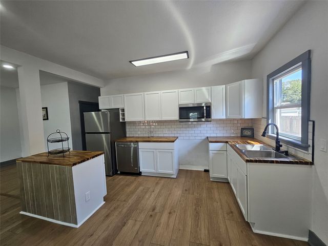 2146 Capitol Avenue, Des Moines, IA 50317