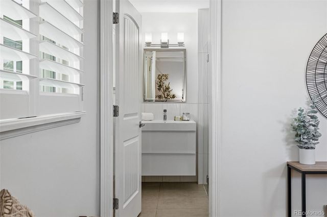 3550 S Tamarac Drive, Denver, CO 80237