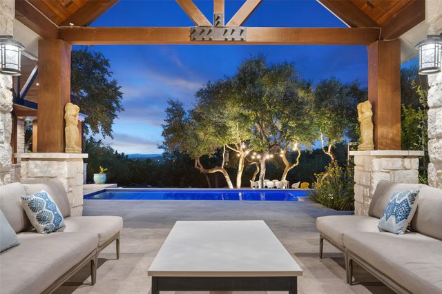 601 Crystal Creek DR, Austin, TX 78746