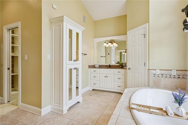 2405 Andre Esteve, Williamsburg, VA 23185