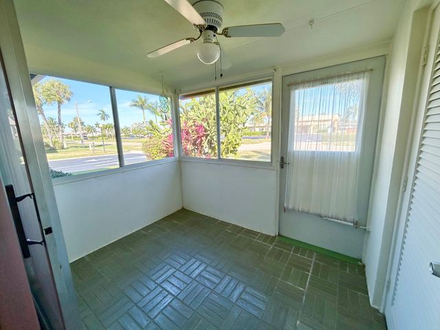 2976 Crosley Drive E J, West Palm Beach, FL 33415