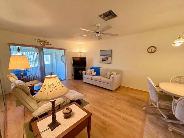 2976 Crosley Drive E J, West Palm Beach, FL 33415