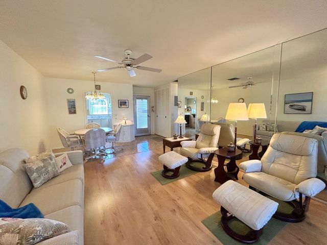 2976 Crosley Drive E J, West Palm Beach, FL 33415