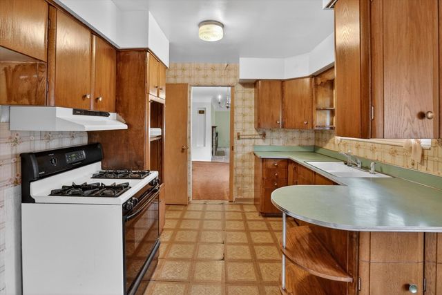 636 Rustic Drive, Saginaw, MI 48604