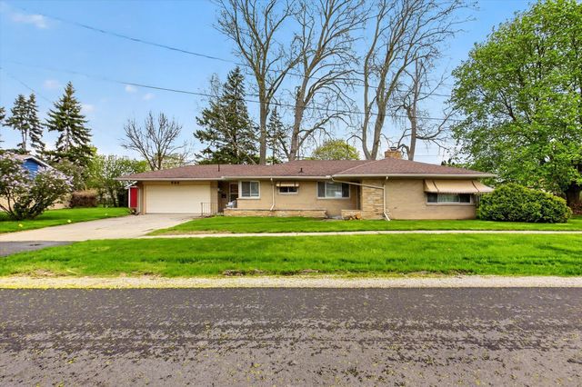 636 Rustic Drive, Saginaw, MI 48604