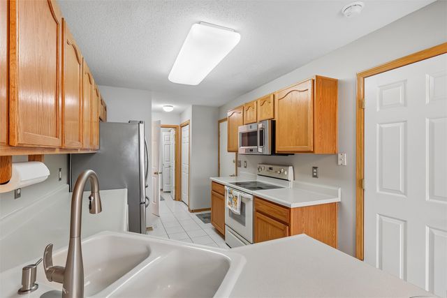 5480 Longview Court 1, Johnston, IA 50131