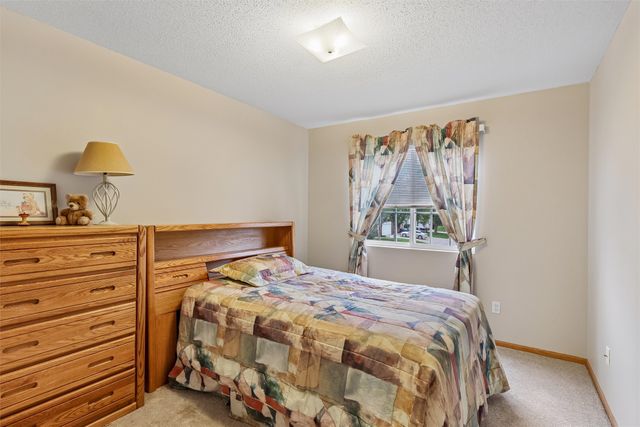 5480 Longview Court 1, Johnston, IA 50131