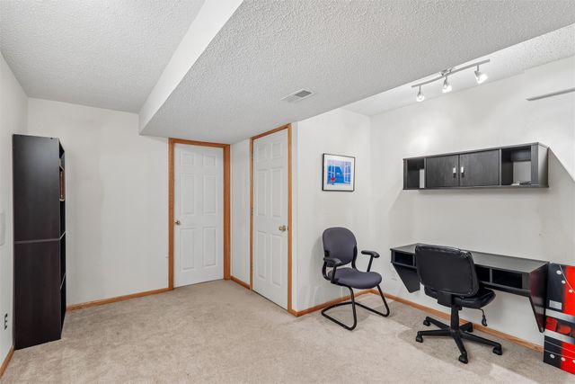 5480 Longview Court 1, Johnston, IA 50131