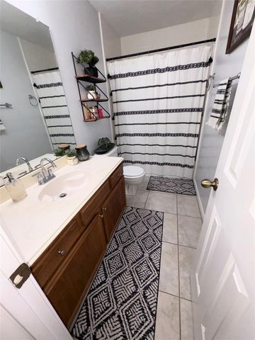 4325 Spoonbill Dr Drive, Seabrook, TX 77586