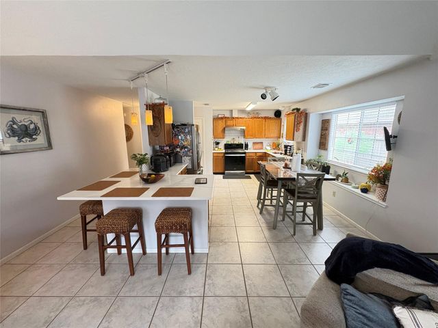 4325 Spoonbill Dr Drive, Seabrook, TX 77586