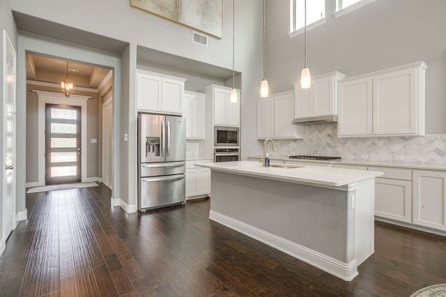 4407 Garnet Jade Drive, Arlington, TX 76005
