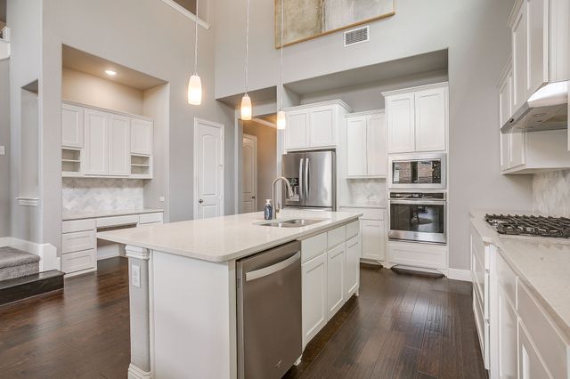 4407 Garnet Jade Drive, Arlington, TX 76005