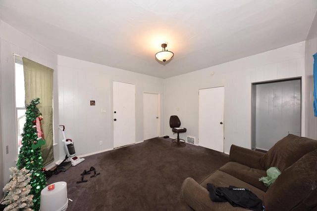 1624 W Washington STREET, Milwaukee, WI 53204