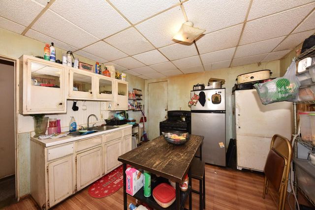 1624 W Washington STREET, Milwaukee, WI 53204