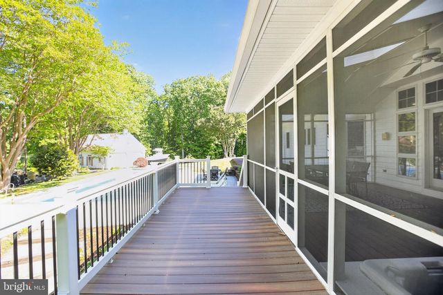 6921 BOND STREET, Saint Leonard, MD 20685