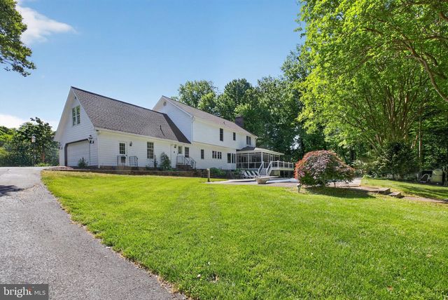 6921 BOND STREET, Saint Leonard, MD 20685