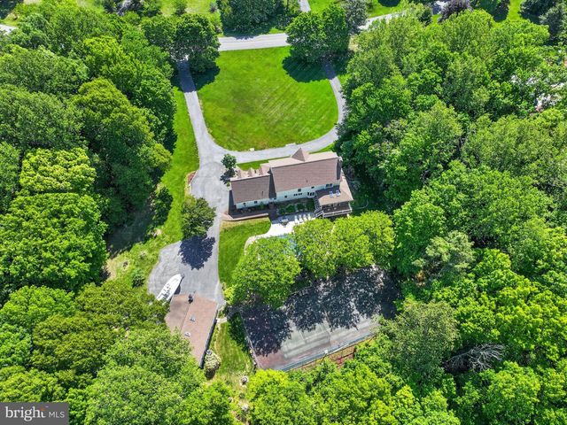 6921 BOND STREET, Saint Leonard, MD 20685