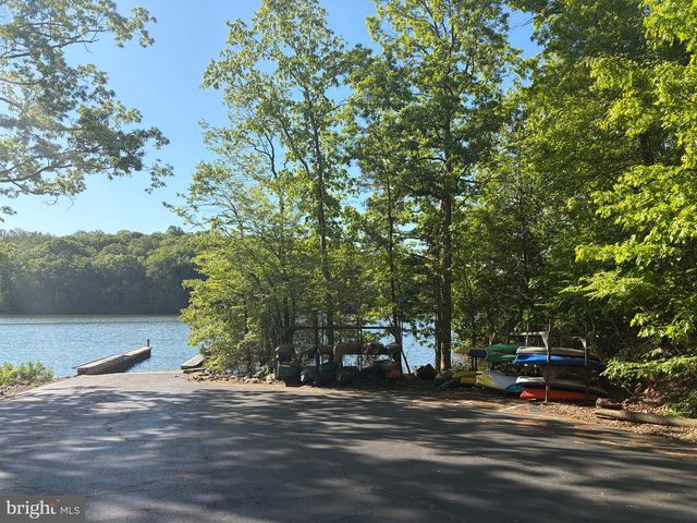 6921 BOND STREET, Saint Leonard, MD 20685