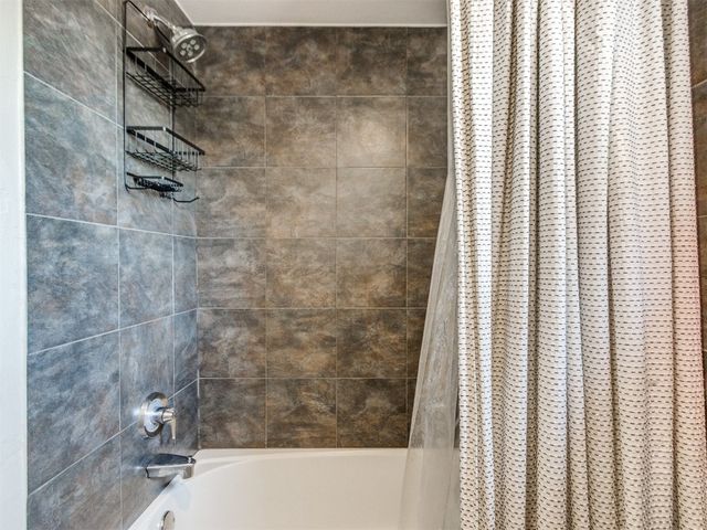 6317 Overcourt Manor, Oklahoma City, OK 73132