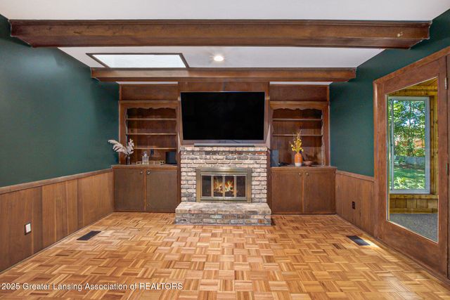 4562 Seneca Drive, Okemos, MI 48864